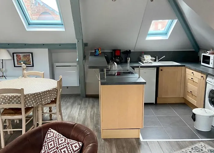 Sous Les Toits D'honfleur Διαμέρισμα