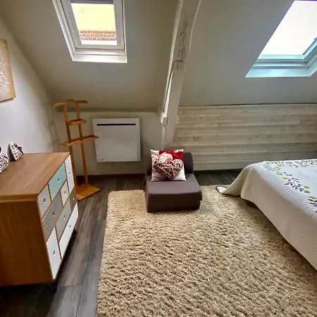 Sous Les Toits D'honfleur Apartmán