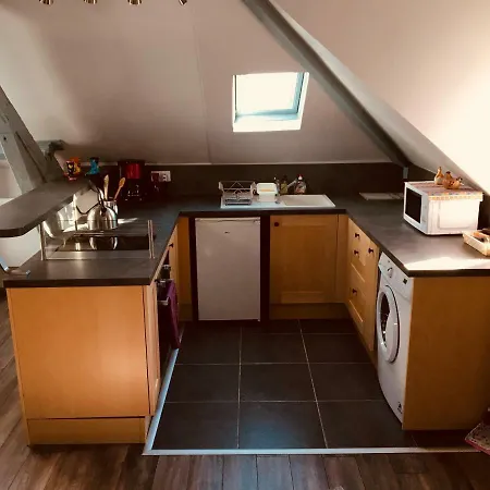 Sous Les Toits D'honfleur Honfleur