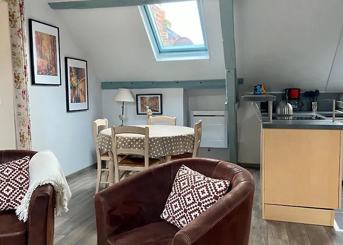 Sous Les Toits D'honfleur * Honfleur