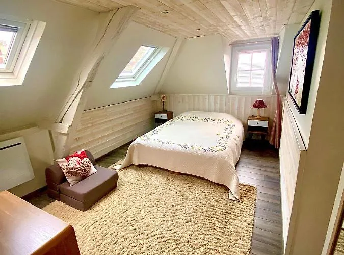 Sous Les Toits D'honfleur Apartment